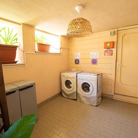 Resilienza Tropical Apartments & Room Porto SantʼElpidio Buitenkant foto