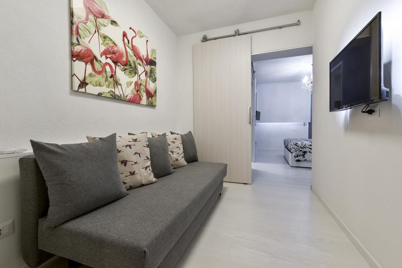 Resilienza Tropical Apartments & Room Porto SantʼElpidio Buitenkant foto