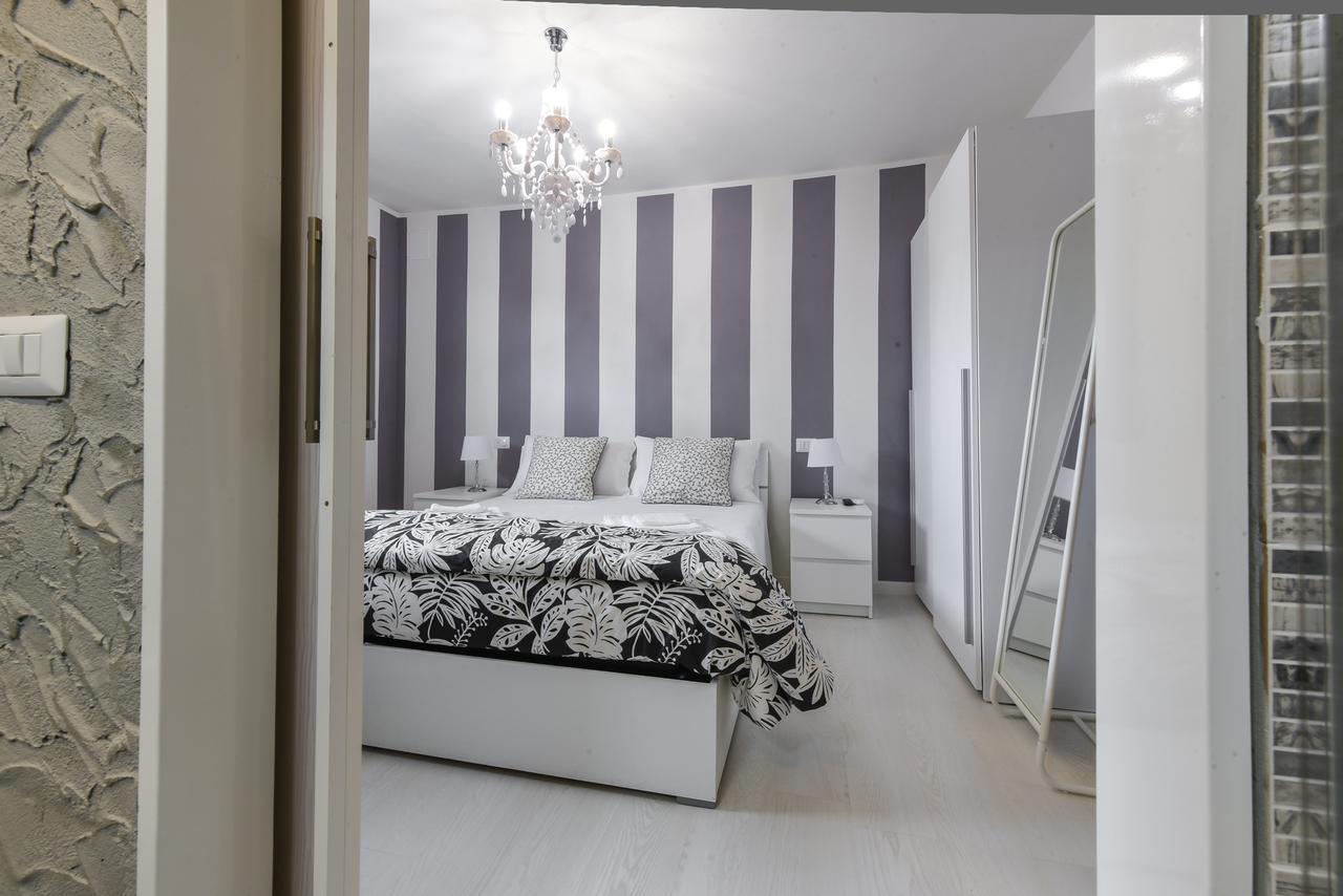 Resilienza Tropical Apartments & Room Porto SantʼElpidio Buitenkant foto